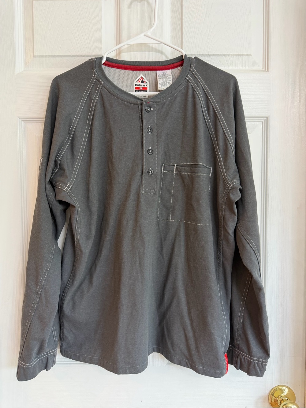 FR CAT 2 Bulwark Men’s Long-Sleeve Henley Work Shirt - Charcoal Gray
